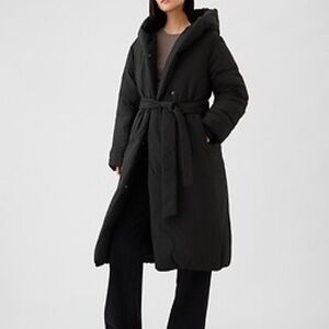 GAP Women's Black Hooded Puffer Coat